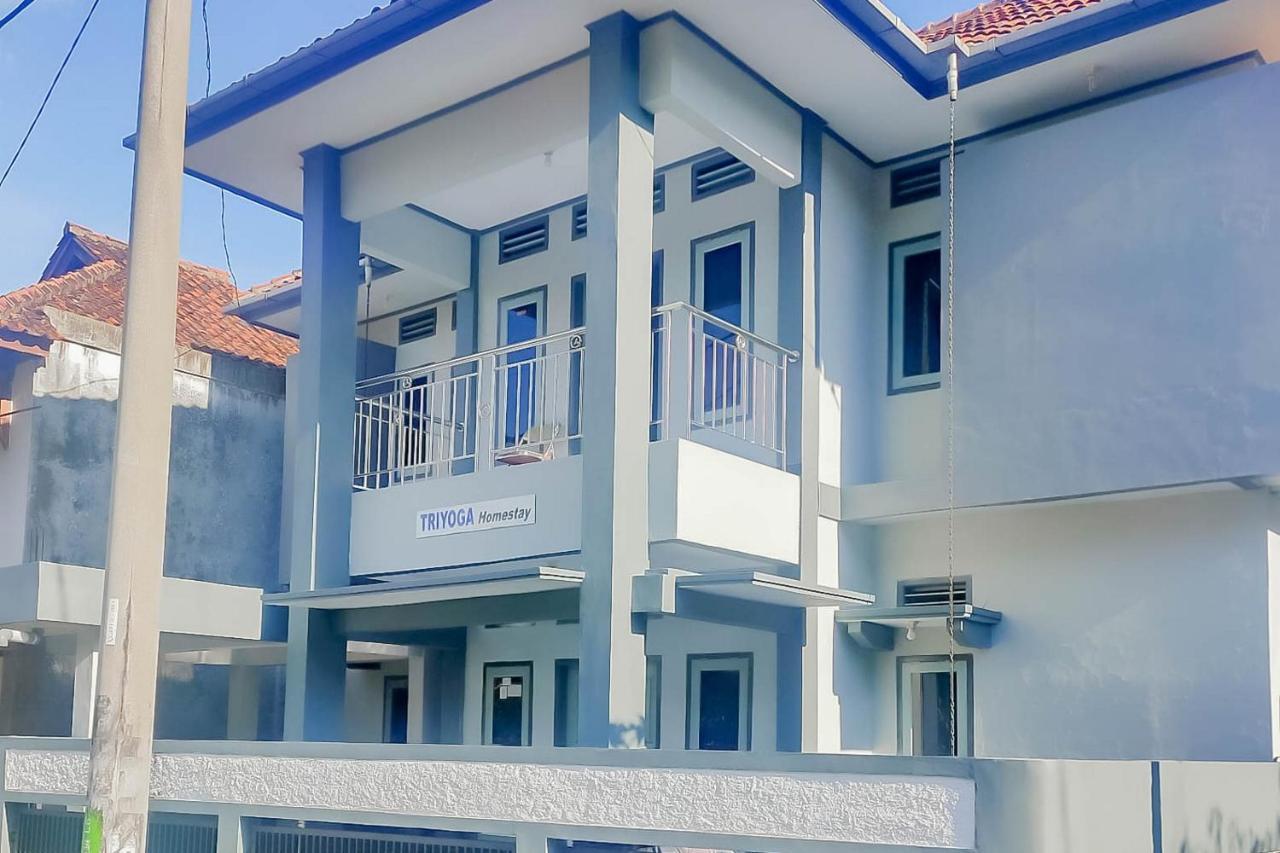 Triyoga Homestay Syariah Redpartner Sangkanurip Екстер'єр фото